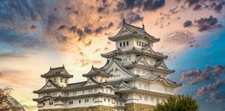 Du lịch Nhật Bản, khám phá lâu đài Himeji cổ kính 700 năm tuổi
