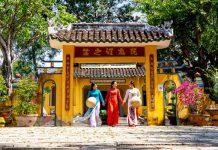 Review kinh nghiệm du lịch khu lăng mộ cụ Nguyễn Đình Chiểu - Bến Tre